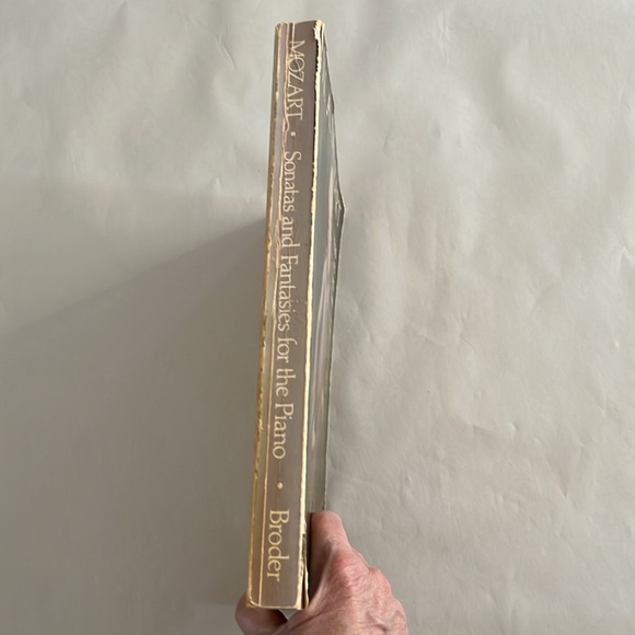1960 W.A. Mozart Sonatas & Fantasies for Piano Nathan Broder BOOK Vintage Music - Picture 15 of 17